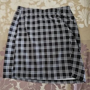 Shein Black and White Plaid Women's Skirt
